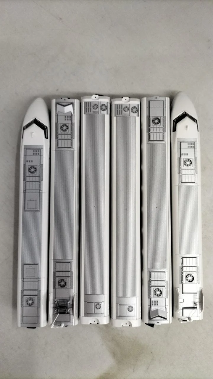 KATO N Gauge 100 Series Shinkansen Grand Hikari Basic Set - Image 4