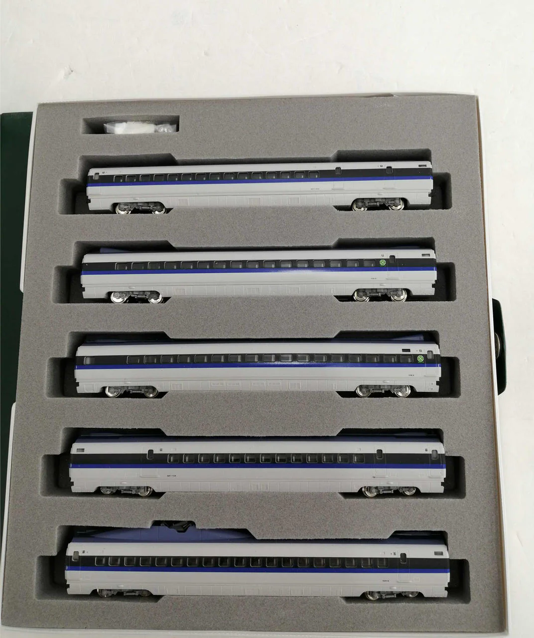 KATO N Gauge 500 Series Shinkansen Nozomi Extension Set - Image 3