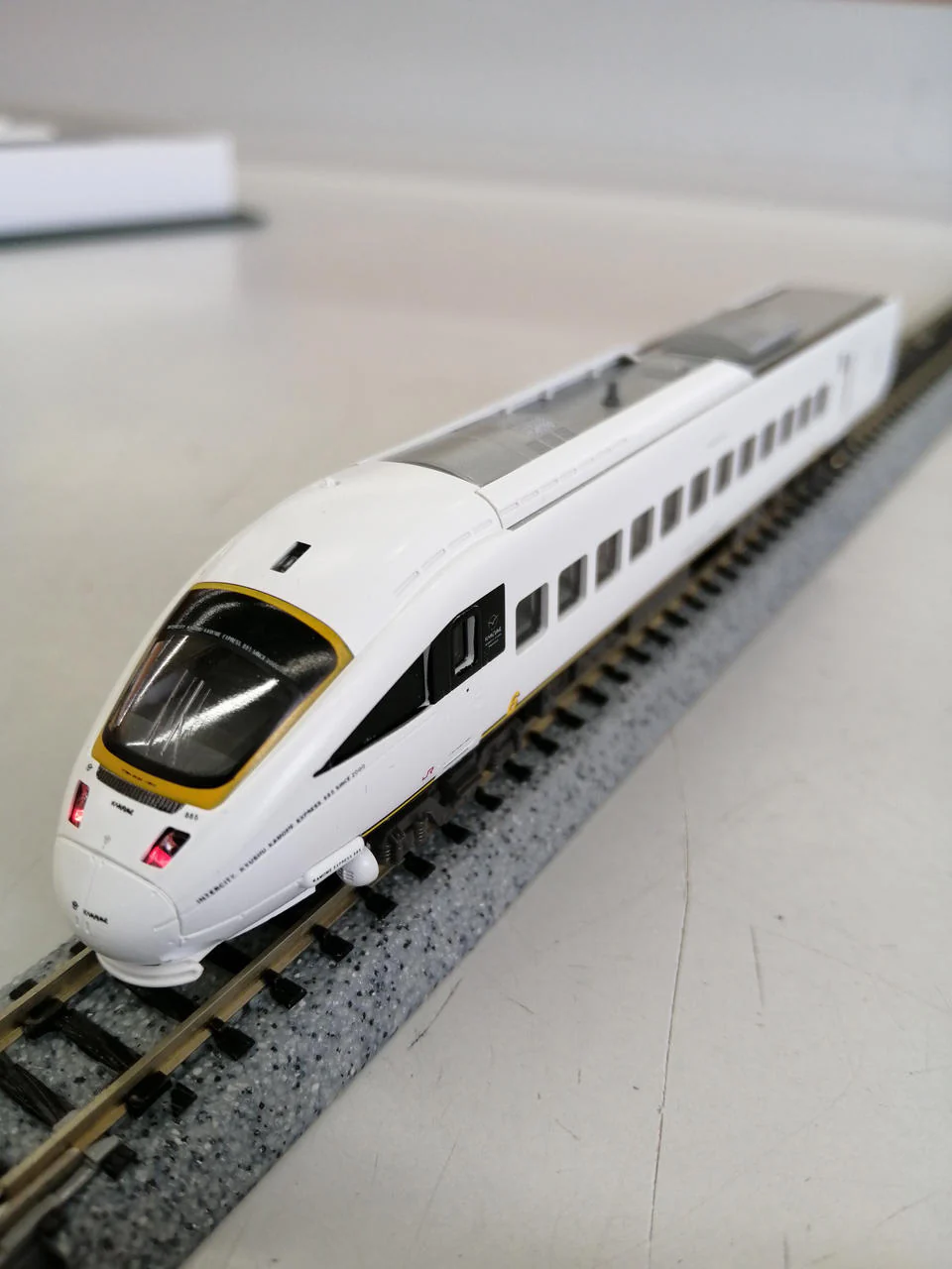 KATO N Gauge 6-Car Set 10-410 885 Series Kamome - Image 8