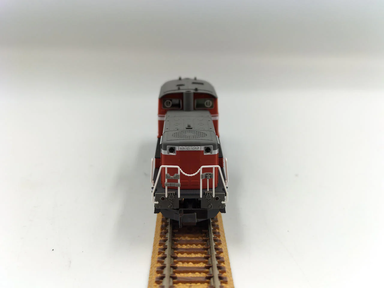 KATO N Gauge 7008-P DD51 500 Early Model Cold-Resistant Model - Image 5
