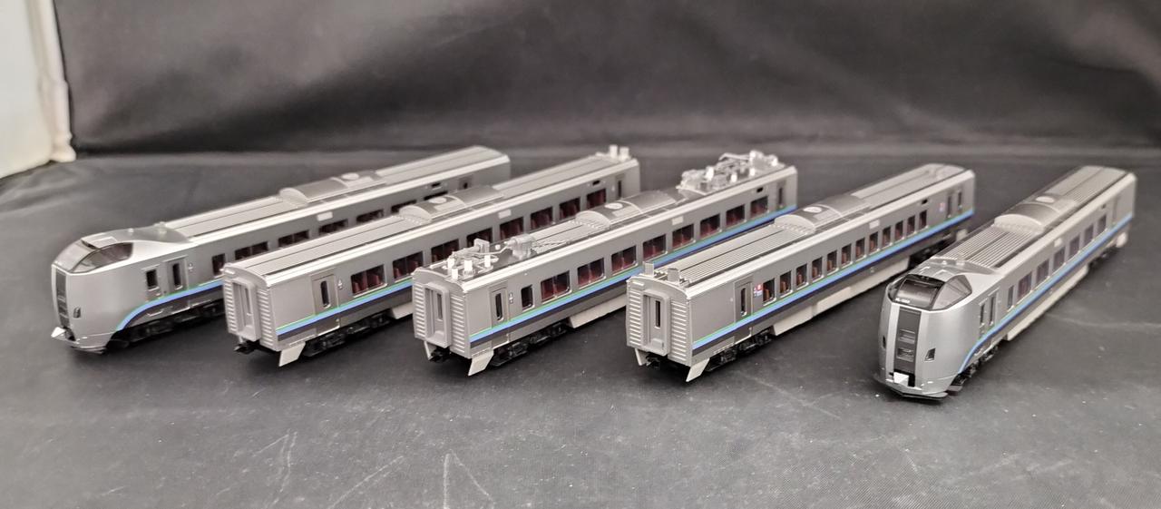 KATO N Gauge 789 Series 1000 Subseries 'Kamui Suzuran' 5-Car Set - Image 3