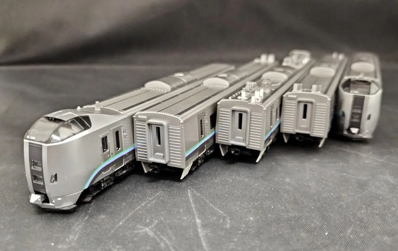 KATO N Gauge 789 Series 1000 Subseries 'Kamui Suzuran' 5-Car Set - Image 5