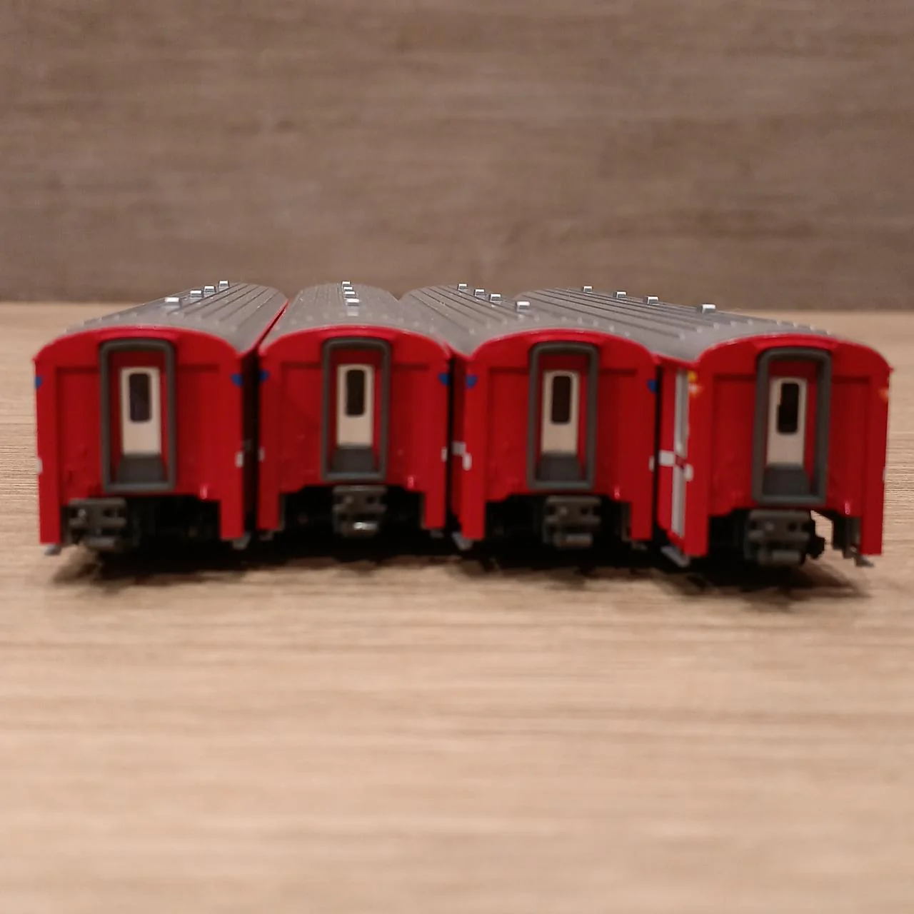 KATO N Gauge Alps Red Passenger Car EWI. 4-Car Set A 10-1413 - Image 4