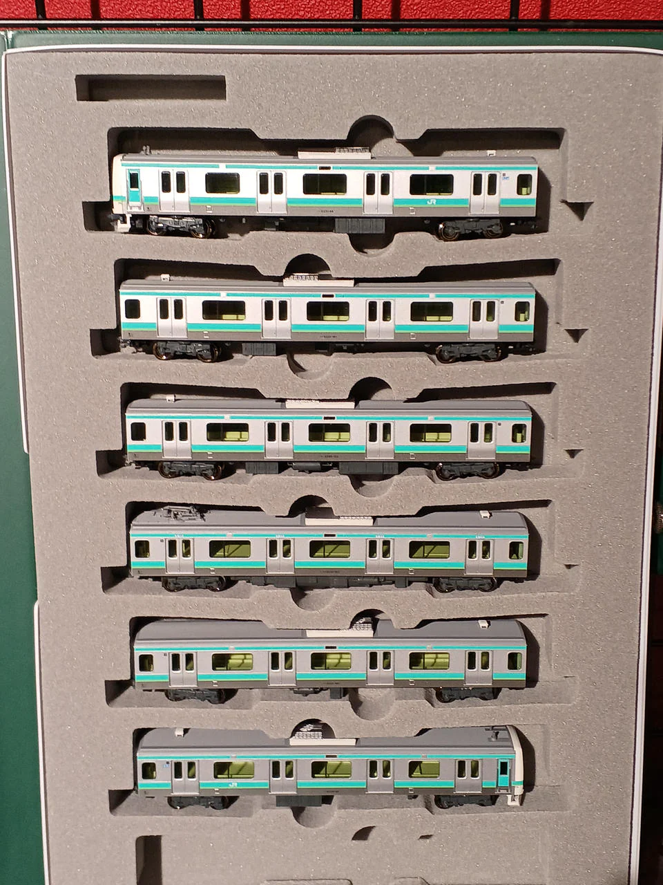 KATO N Gauge E231 Series Joban Line / Ueno-Tokyo Line 6-Car Basic Set