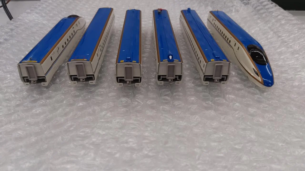 KATO' N Gauge E7 Series Hokuriku Shinkansen - Image 6