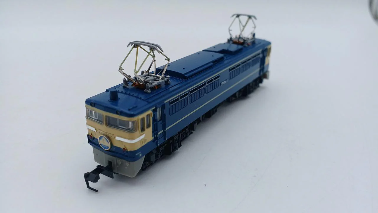 KATO N Gauge EF65 Limited Express Color - Image 6