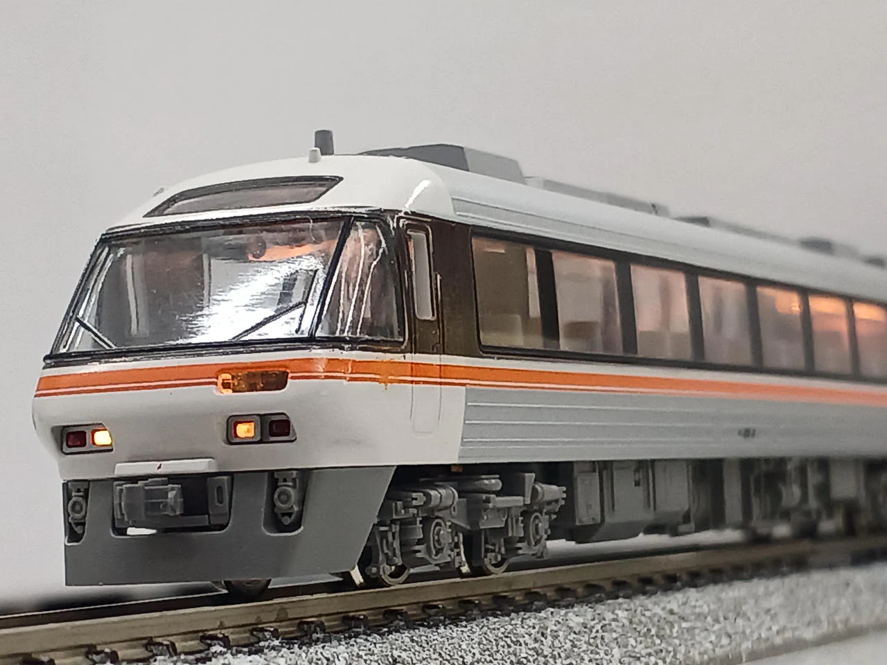 KATO N Gauge KiHa 85 10-316 KiHa 85 Series Wide View Fold - Image 15