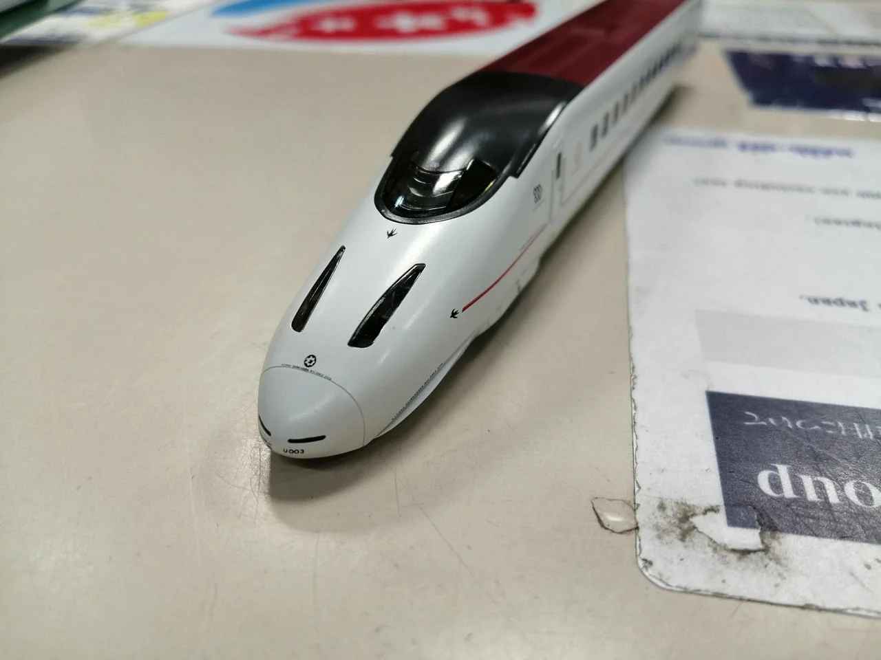 KATO N Gauge Kyushu Shinkansen 800 Series 'Sakura & Tsubame' 6-Car Set - Image 5