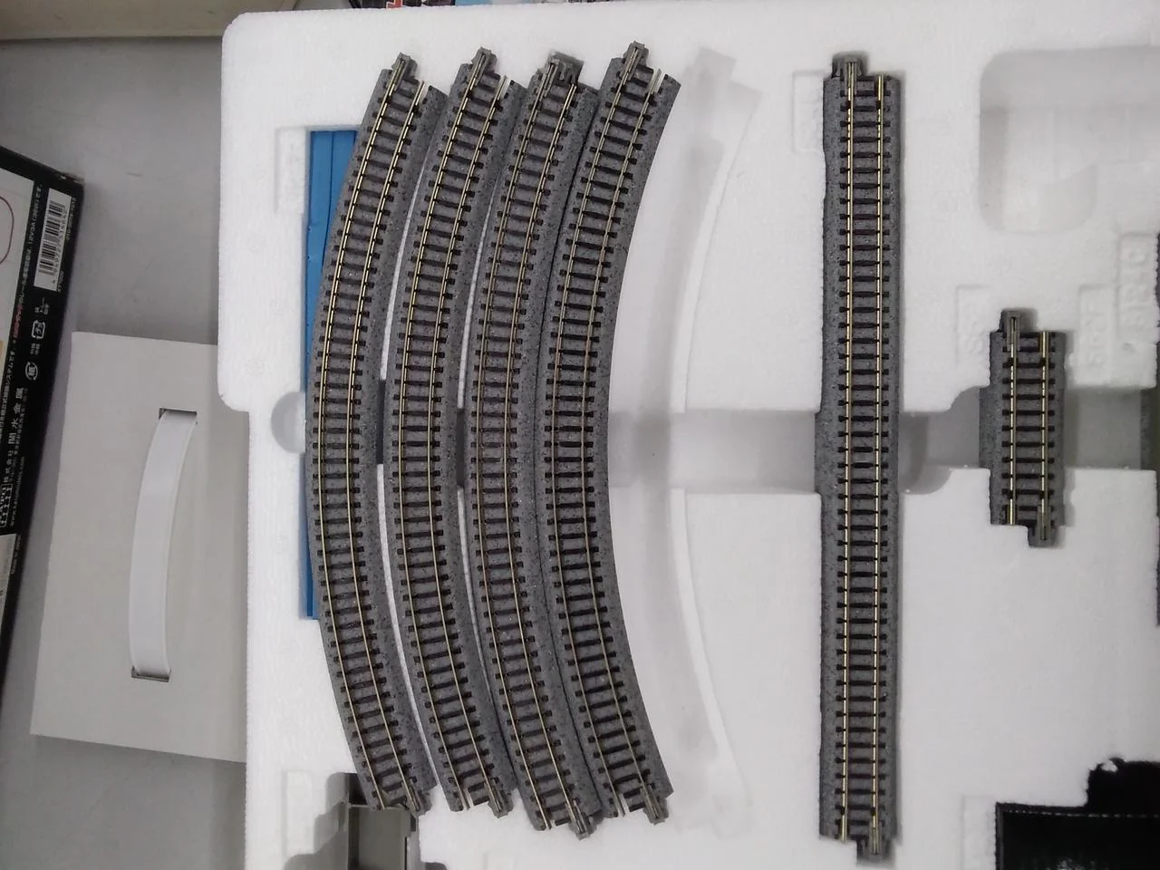 KATO N Gauge Set N Gauge Basic Set & Vehicle Set - Image 9