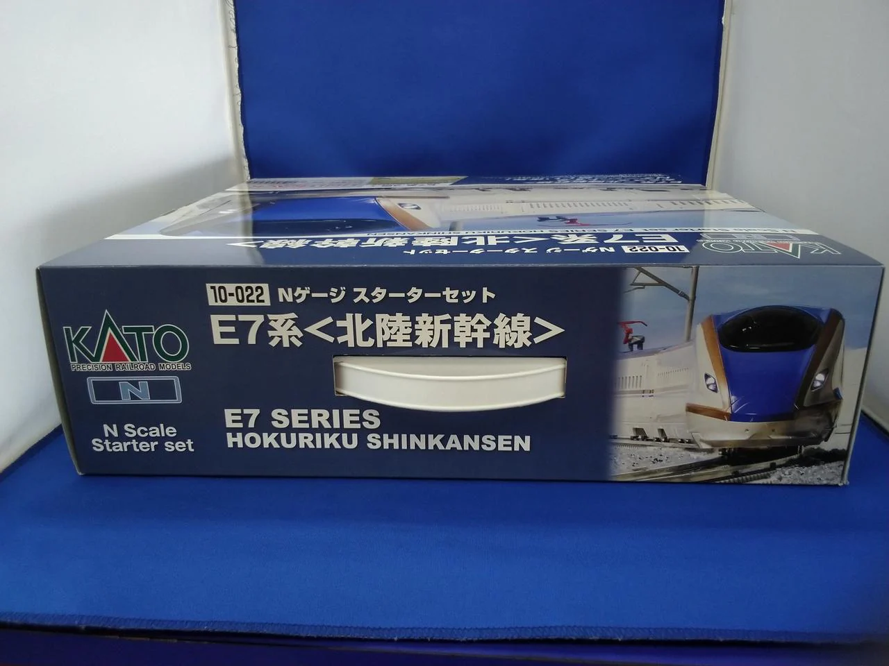 KATO N Gauge Starter Set E7 Series <Hokuriku Shinkansen> 10-022 - Image 8