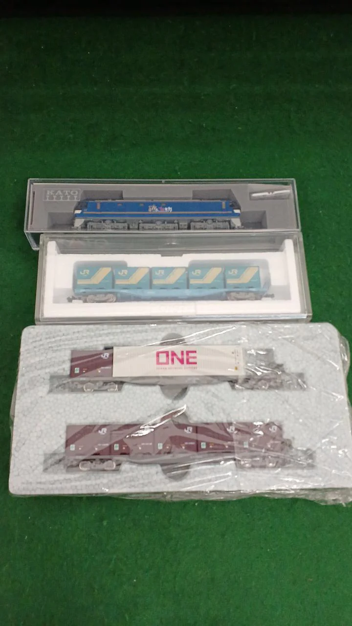 KATO N Gauge Starter Set EF210 Container Train 10-020 - Image 6