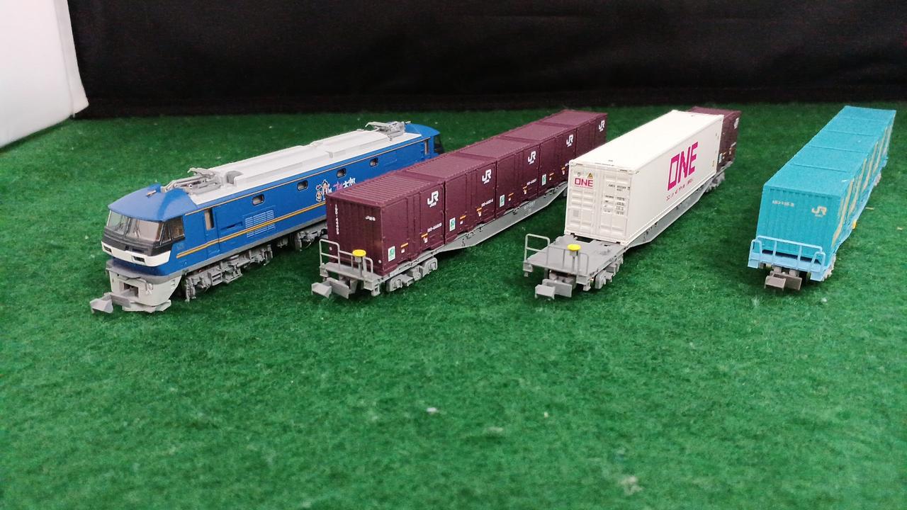 KATO N Gauge Starter Set EF210 Container Train 10-020 - Image 9