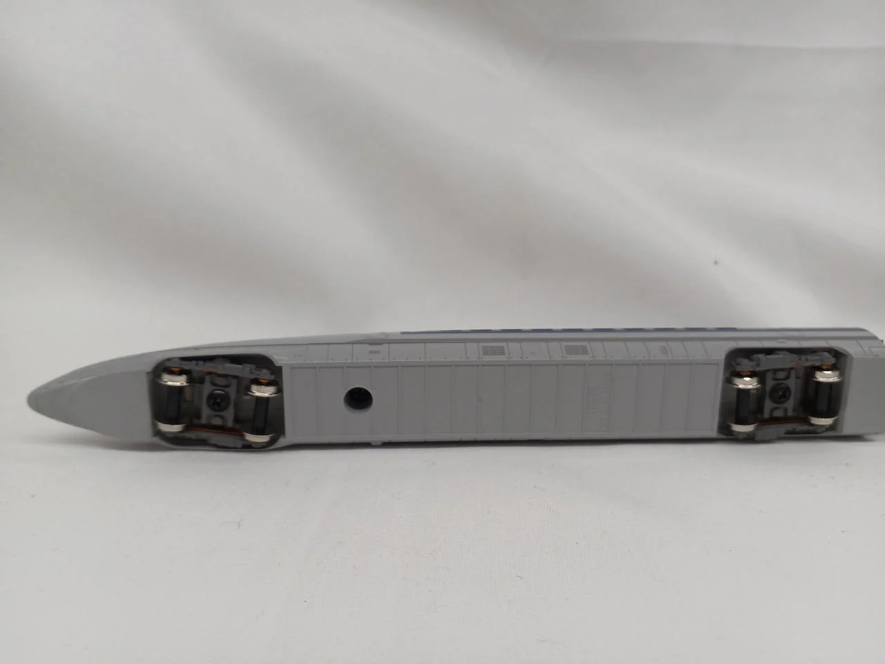 KATO N Gauge Starter Set Special 500 Series Shinkansen [Nozomi] - Image 10