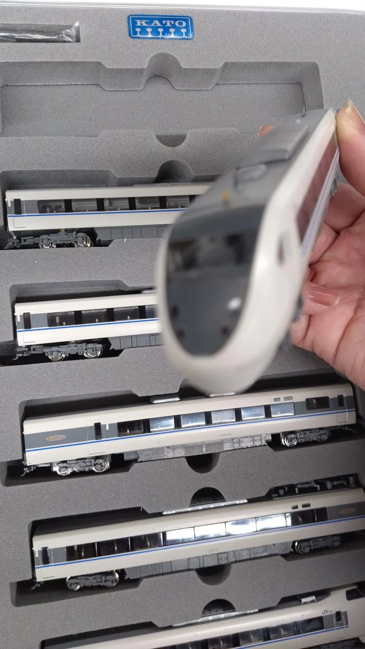 KATO N Gauge Thunderbirds Basic & Expansion Set - Image 2