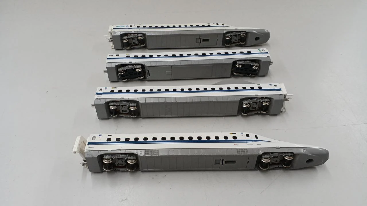 KATO N700 Series Shinkansen Nozomi 10-547 - Image 7