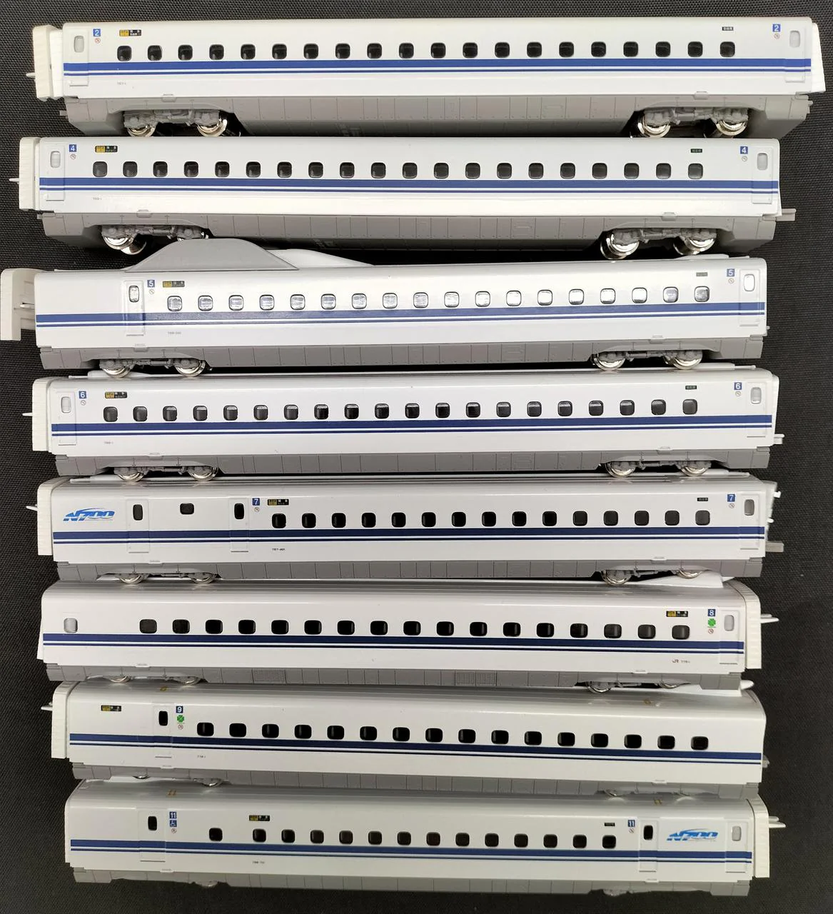 KATO N700 Series Shinkansen Nozomi Basic Add-on Set 10-547, 548, 549 - Image 14