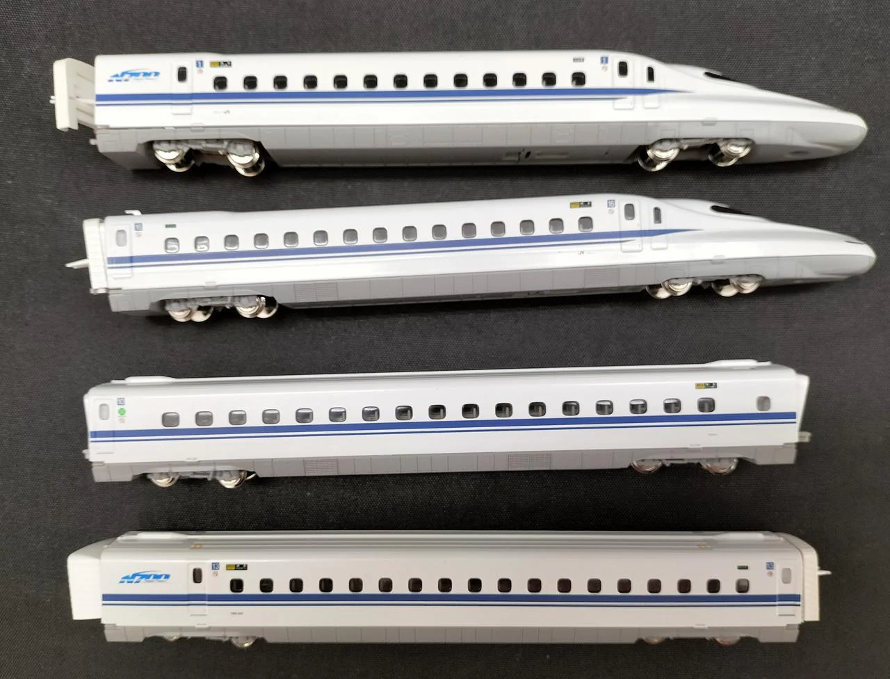 KATO N700 Series Shinkansen Nozomi Basic Add-on Set 10-547, 548, 549 - Image 4