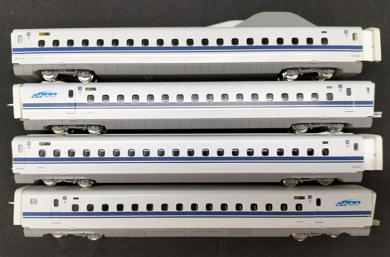 KATO N700 Series Shinkansen Nozomi Basic Add-on Set 10-547, 548, 549 - Image 9