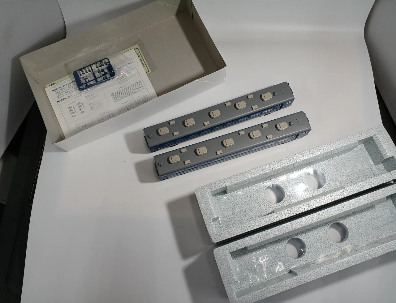 KATO Oha 14 2-Car Set HO Gauge 3-514 - Image 9