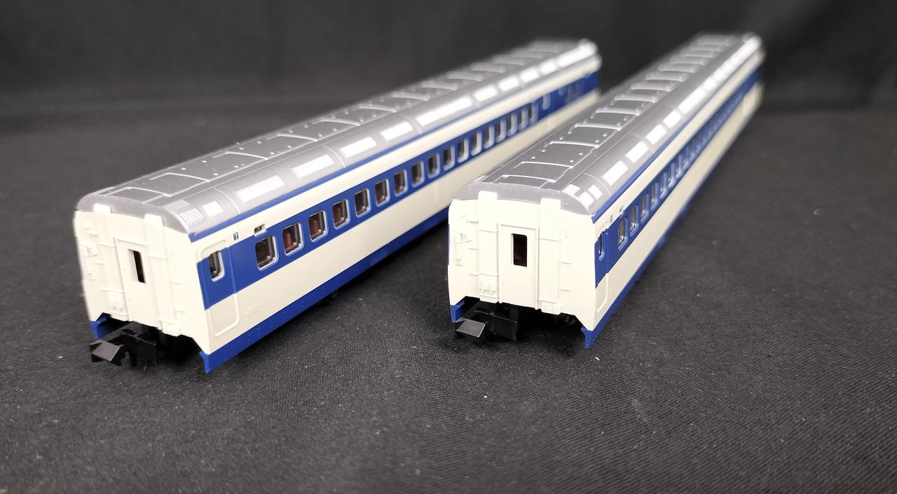 KATO Shinkansen 0 Series 2000 Subseries - Image 15