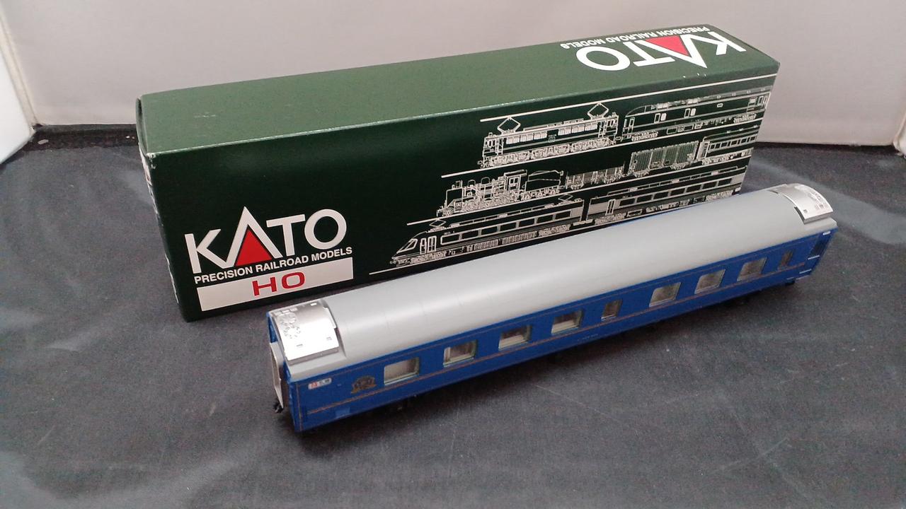 KATO Sleeper Limited Express 'Hokutosei' Suhane 25 500 Series Solo Lobby 1-566