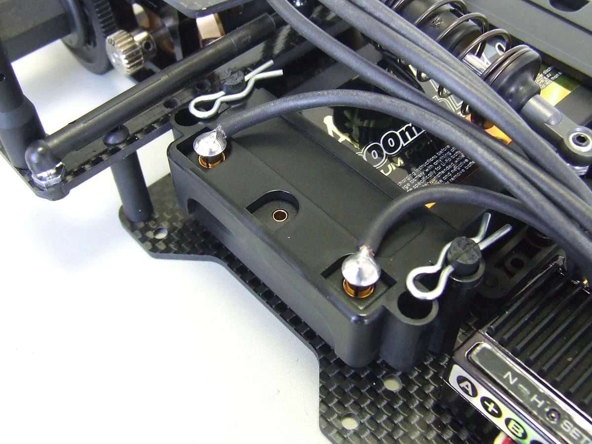 Kawada M334 M300GT2R Chassis Kit 1/12 DD Car Carbon Chassis (Mini Rubber Tires) - Image 13
