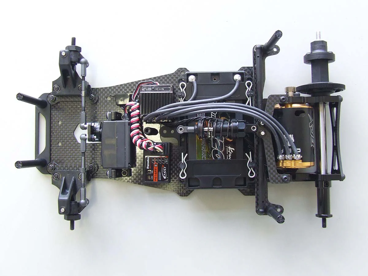 Kawada M334 M300GT2R Chassis Kit 1/12 DD Car Carbon Chassis (Mini Rubber Tires) - Image 14