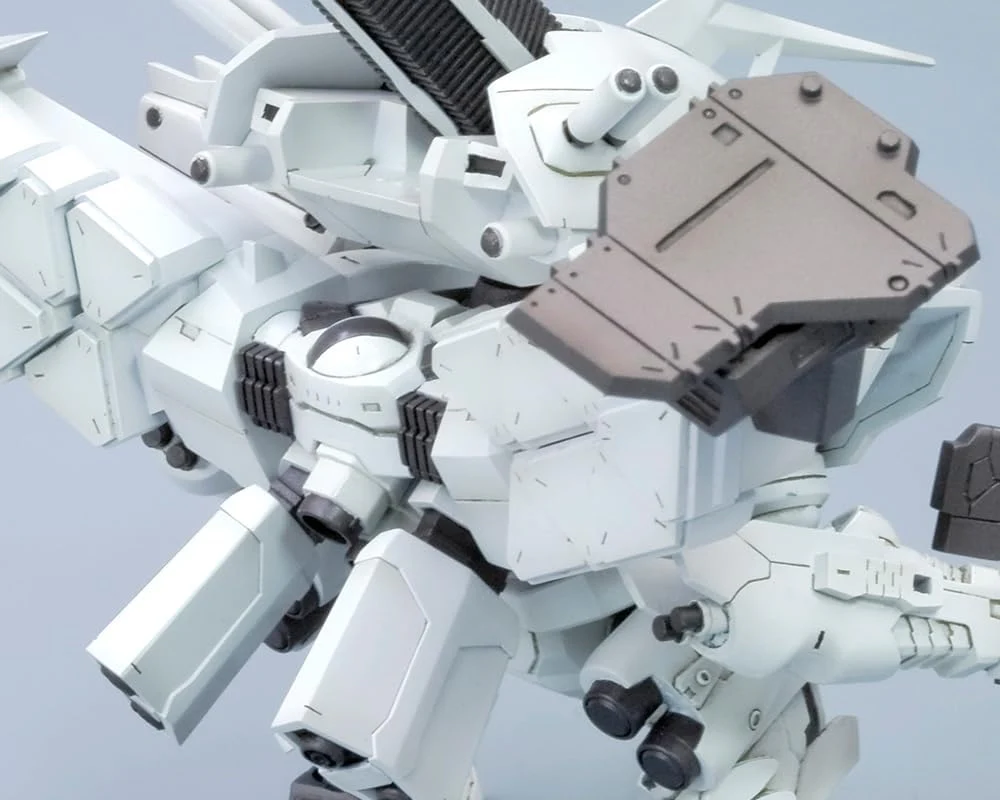 Kotobukiya KP136X Armored Core D-Style Line Arc White Glint - Image 3