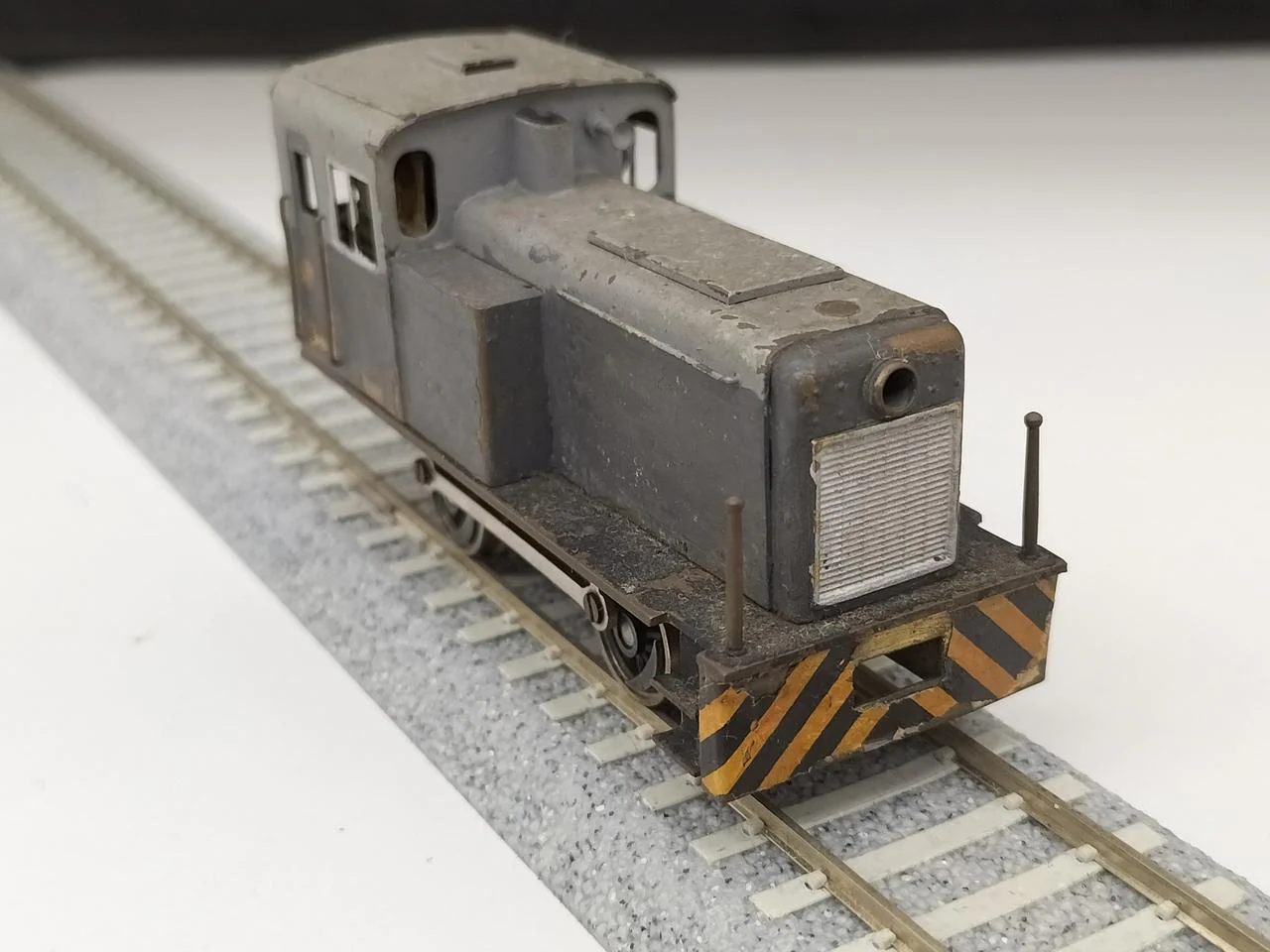 KTM HO Gauge DB Type Diesel Locomotive - - Image 4