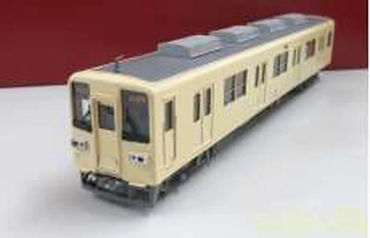 KTM Tobu Railway 8000 Series Sage Cream Updated 4 Cars - Image 12