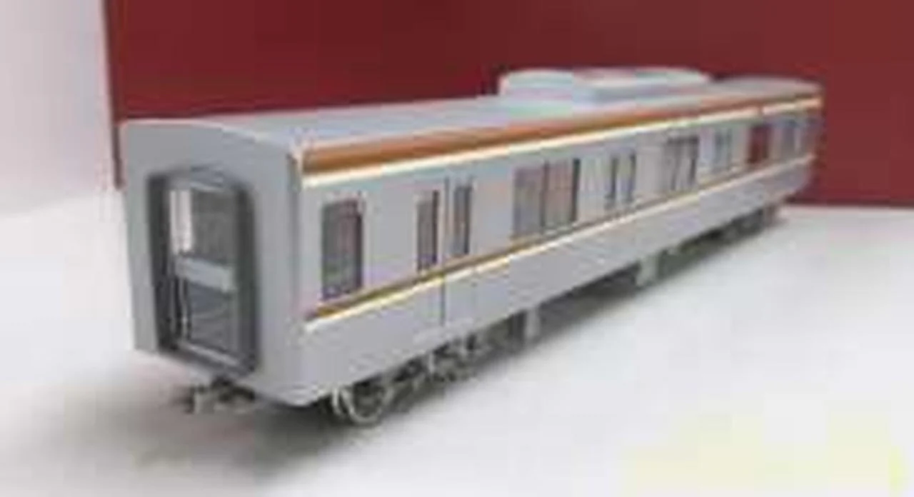 KTM Tokyo Metro 10000 Series 1st Batch Mid-4-Car Set B - Image 10
