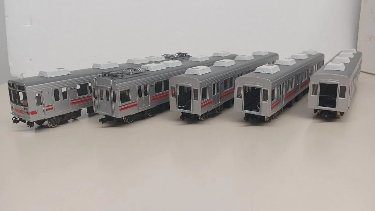 KTM Tokyu Corporation Tokyu 8590 Series 8-Car Set - Image 4