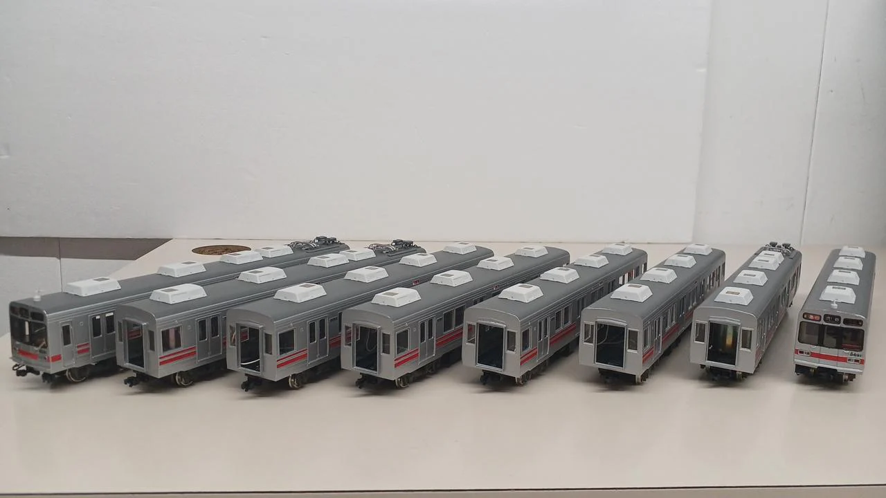 KTM Tokyu Corporation Tokyu 8590 Series 8-Car Set - Image 7