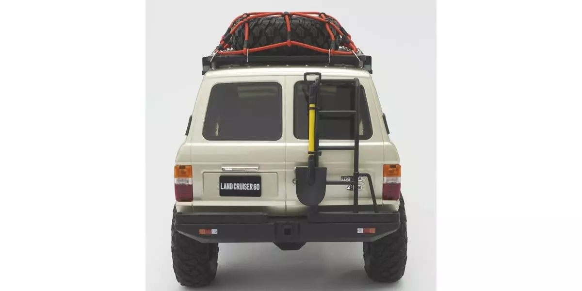 Kyosho CLW008RD Roof Carrier Net (200x140mm/Red) - Image 4