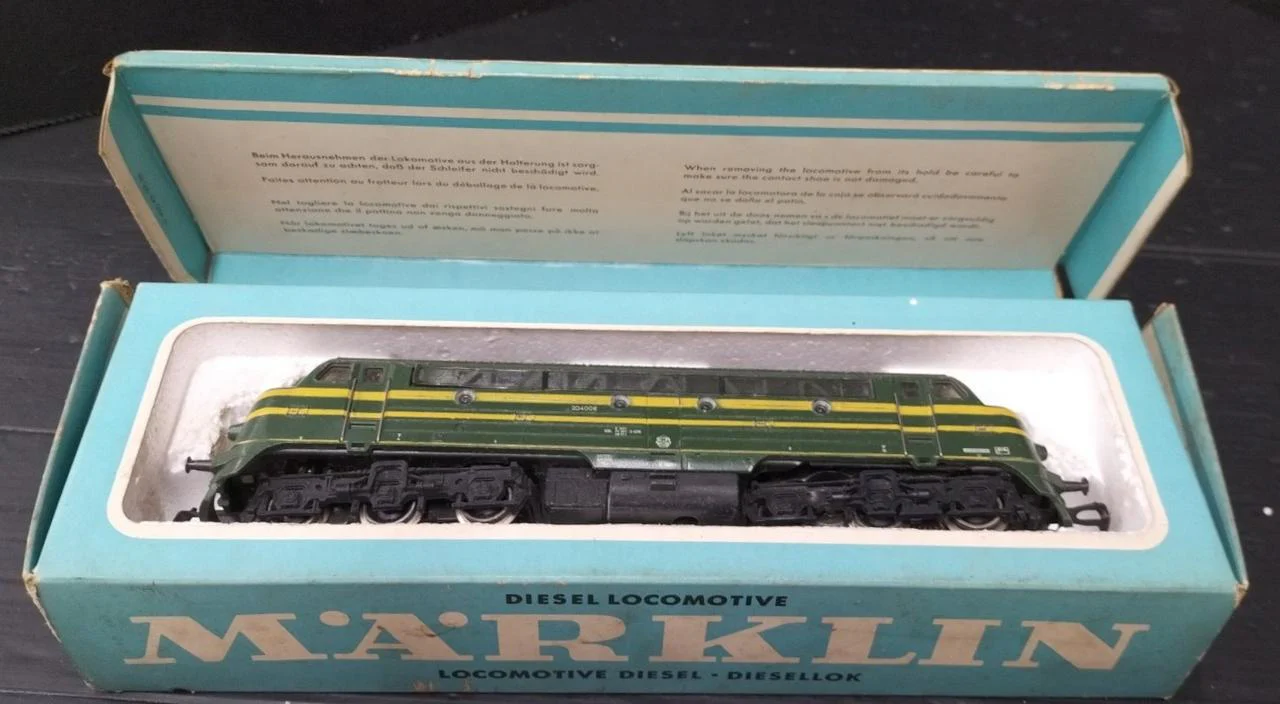 MARKLIN train 3066 DIESEL LOCOMOTIVE - Image 7