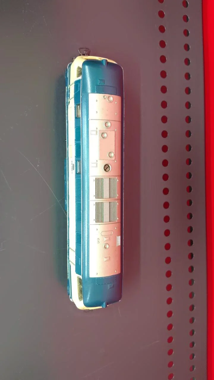 Märklin HO Gauge German Federal Railways Electric Locomotive BR216 - Image 3