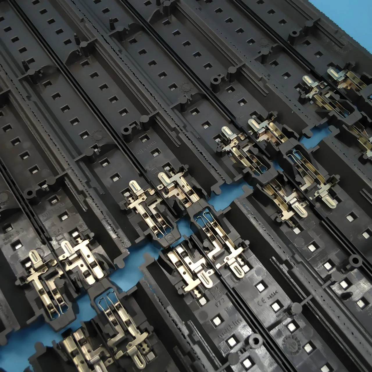 MARKLIN HO Gauge Straight Rail Track 24172 - Image 13