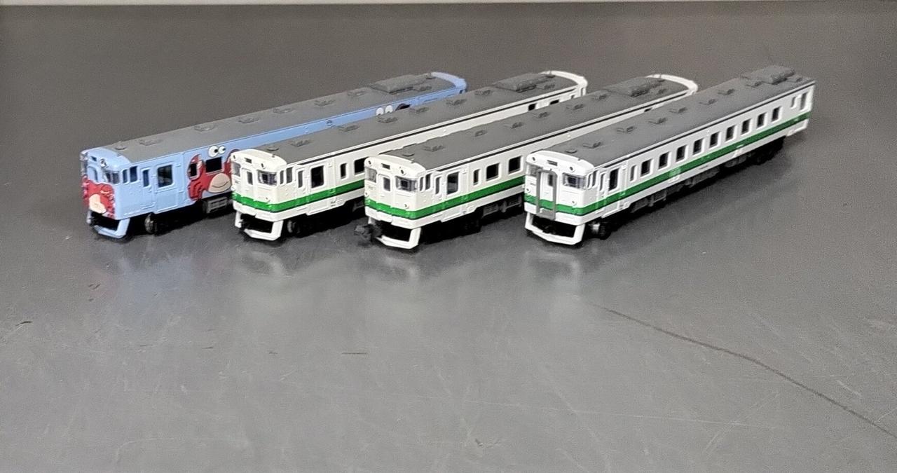 MICRO ACE N Gauge A-5916 KiHa 40 Series 700 Subseries Kani Paint + Hokkaido Paint Scheme, 4 Cars - Image 3