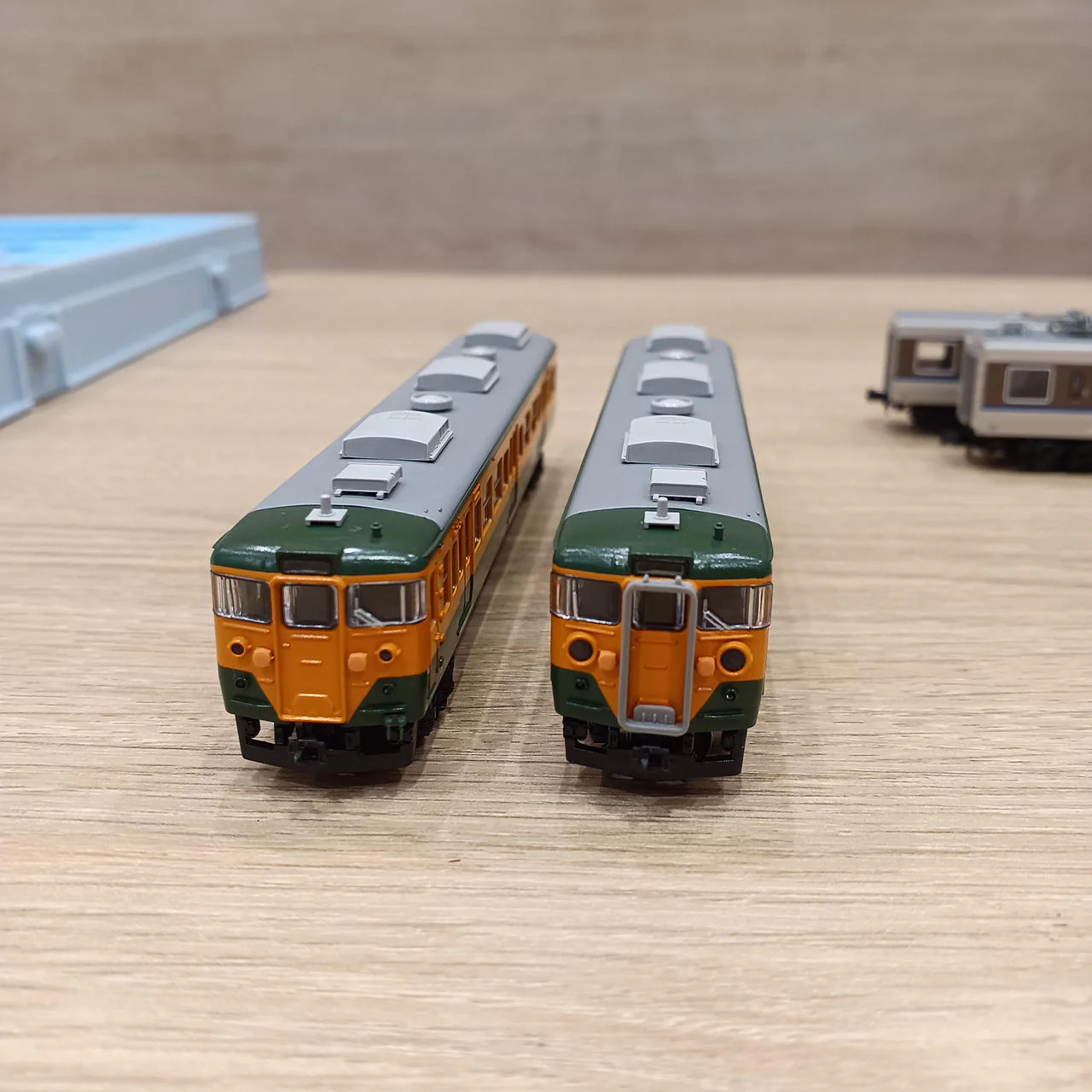 MICRO ACE N Gauge A-9571 Series 113 Aboshi General Rolling Stock Depot F6 Set 4-Car Set - Image 6