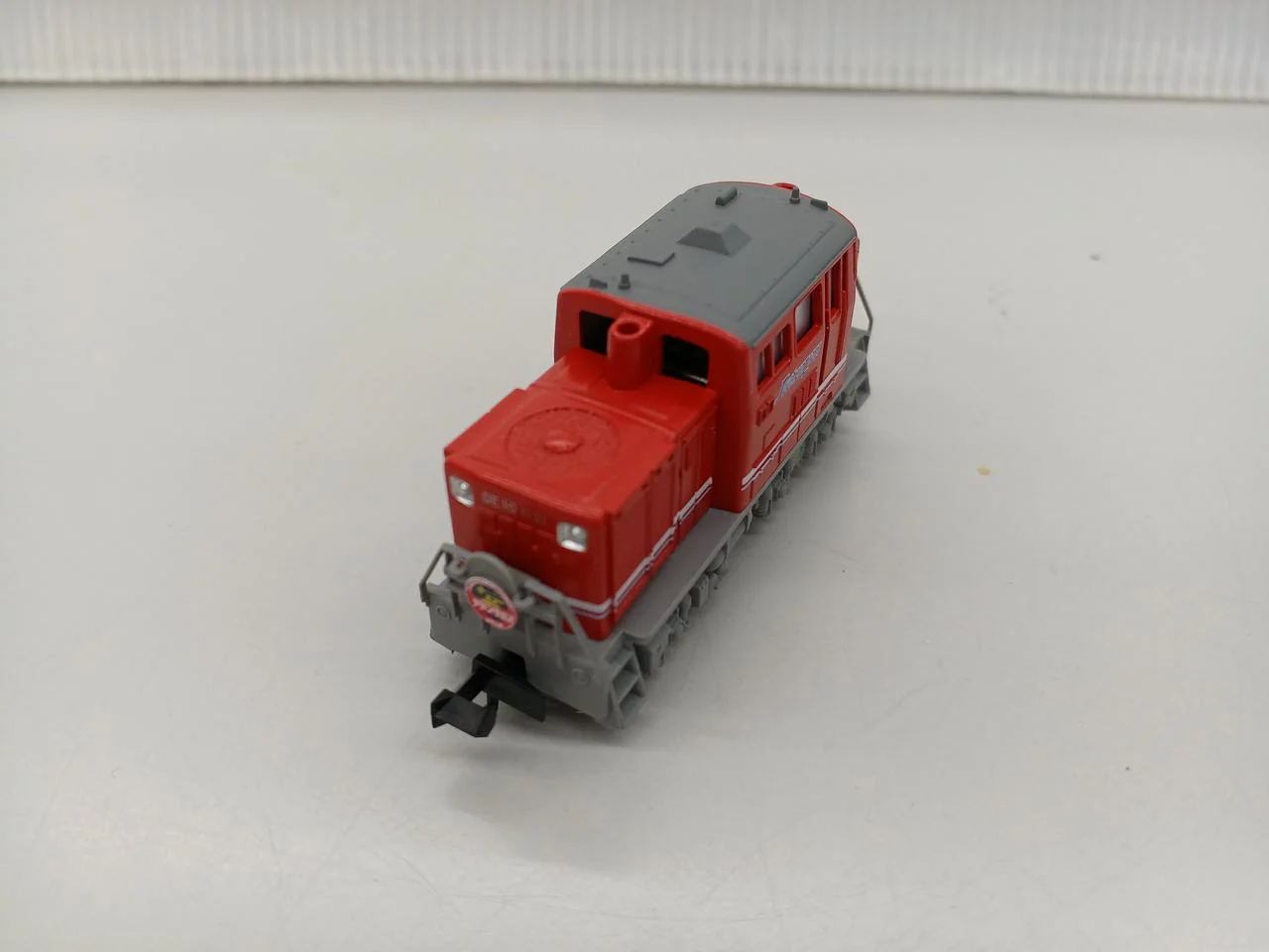 MICRO ACE N Gauge A1048 C-Type Diesel Locomotive - Image 12