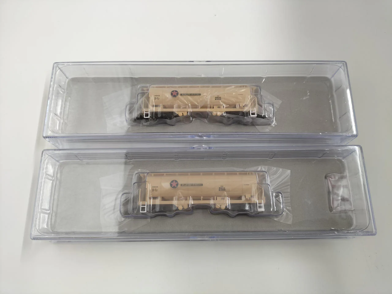MICRO ACE N Gauge Hoki 6600 Early Model Sapporo Beer 2-Car Set - Image 3