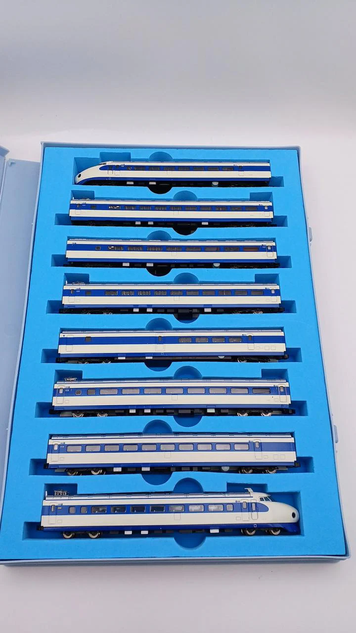 Microace N Gauge 0 Series Tokaido Shinkansen Super Express Hikari-go 8-Car Set - Image 5