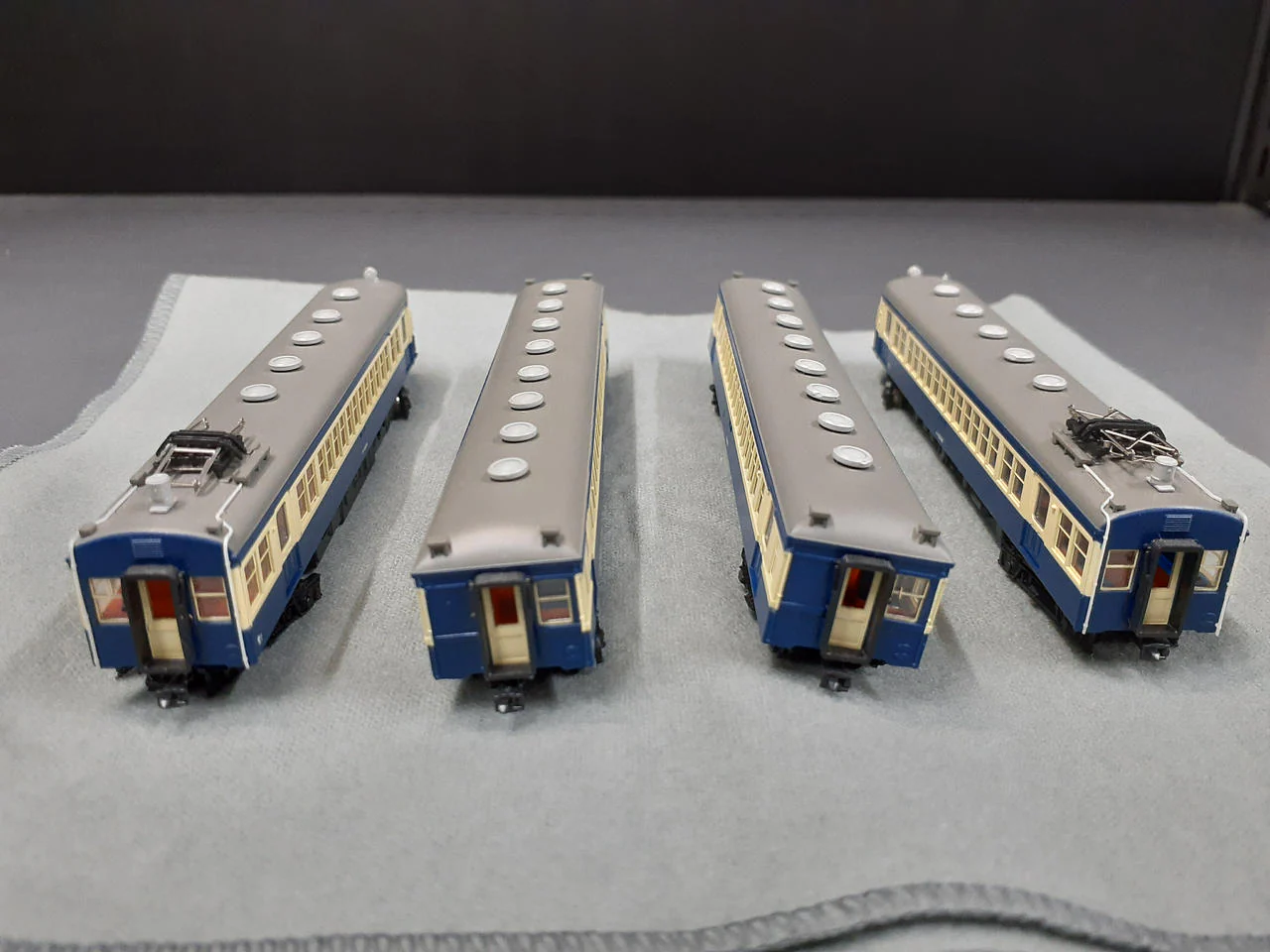 Microace N Gauge A-0085 JNR Series 52 Suka Color 4-Car Set - Image 7