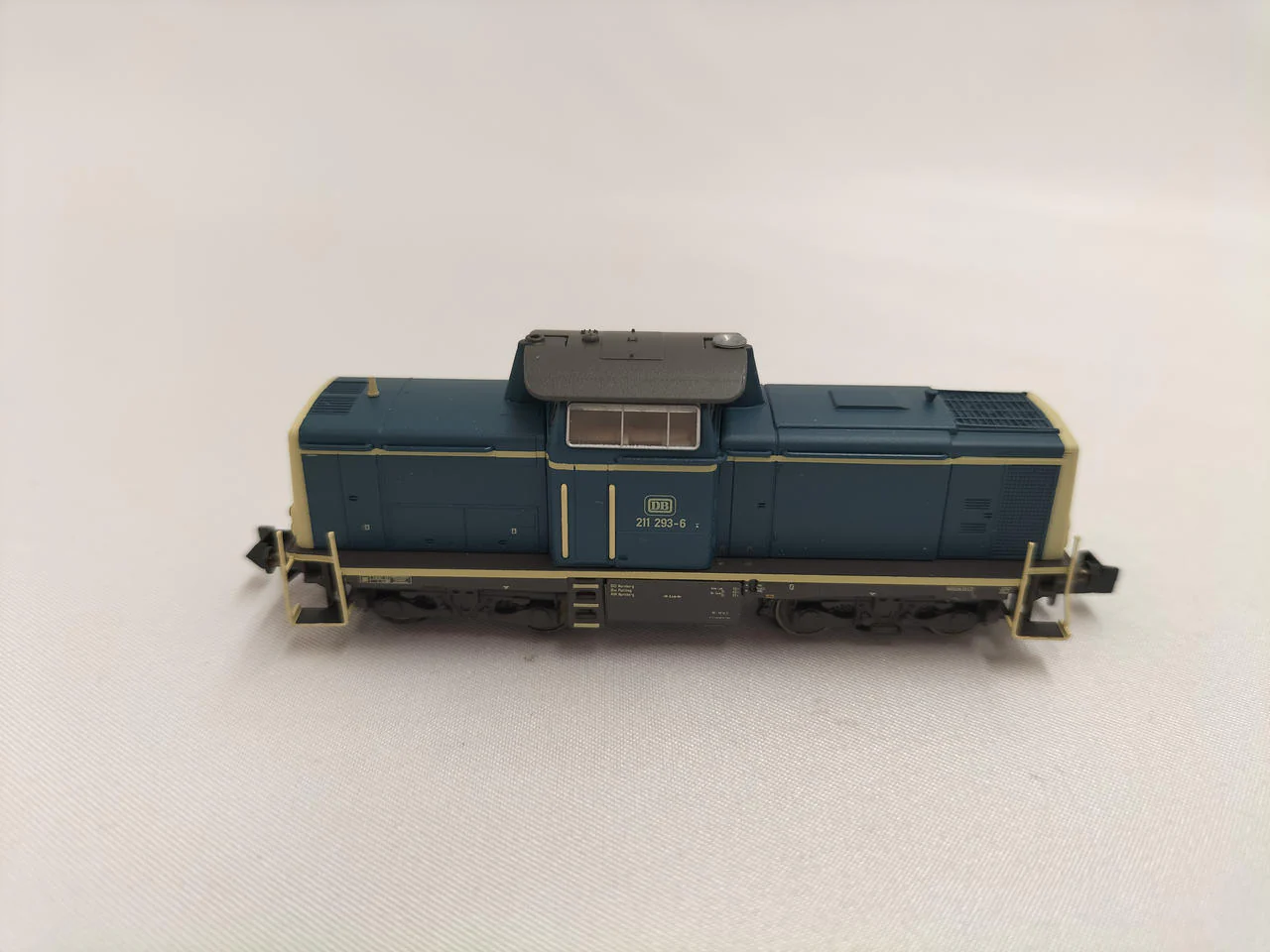 MINITRIX N Gauge BR211DB - Image 3