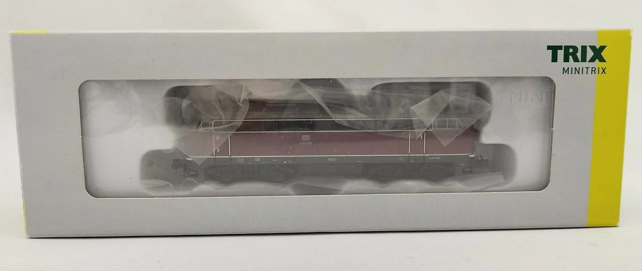 MINITRIX N Gauge DB V162 001