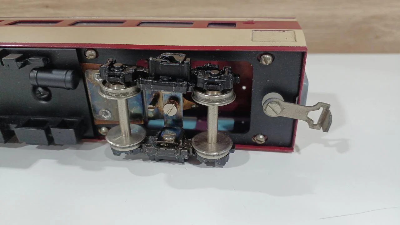 Miyazawa Model HO Gauge 181 Series Intermediate Car - Image 5