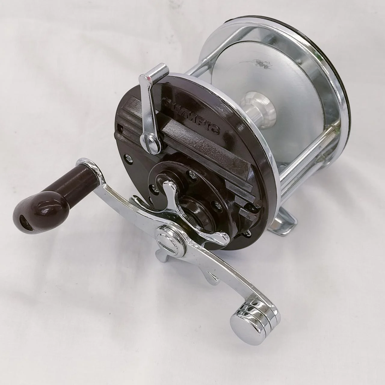 OLYMPIC Baitcasting Reel FIGHTER 200