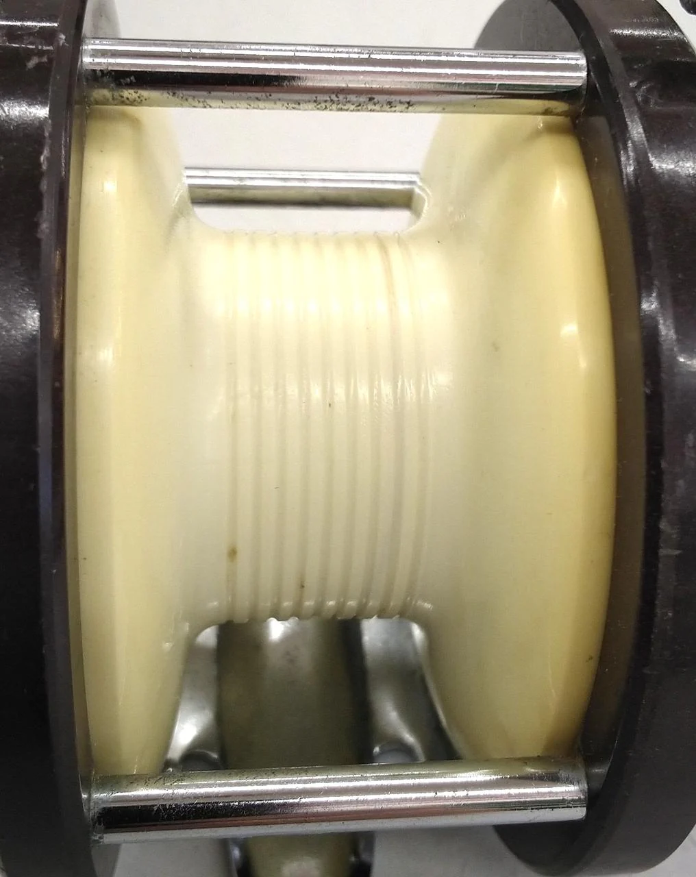 Olympic Boat Baitcasting Reel DOHZUKI 300 - Image 5