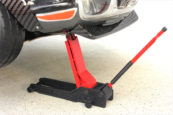 Pandora RC APA-1503 1/10 Floor Jack - Image 4