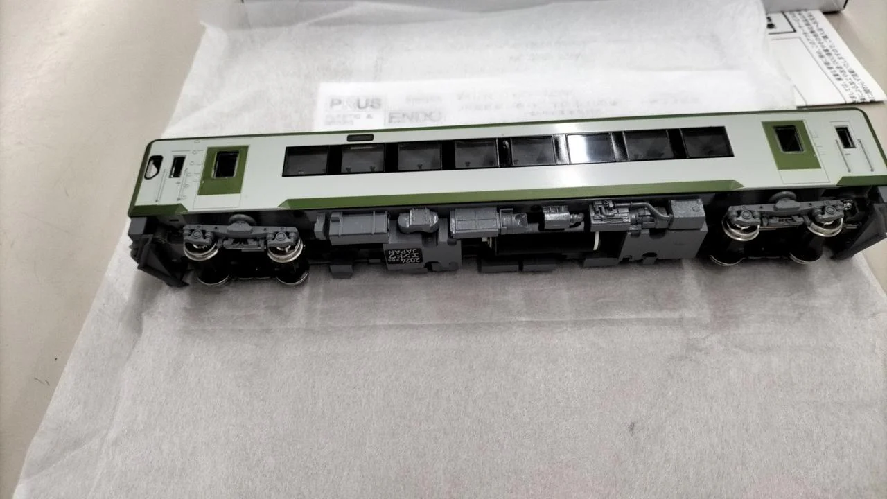 Pea HO Gauge D901-2 KiHa 110-100 - Image 4